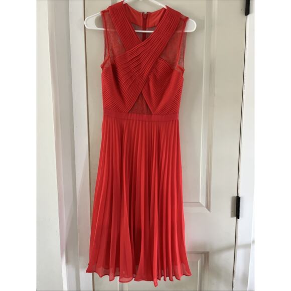 BCBGMAXAZRIA ‘Abbie' Pleated Laced Georgette A-Line Dress Poppy Orange-Red Sz 2 - Picture 1 of 14